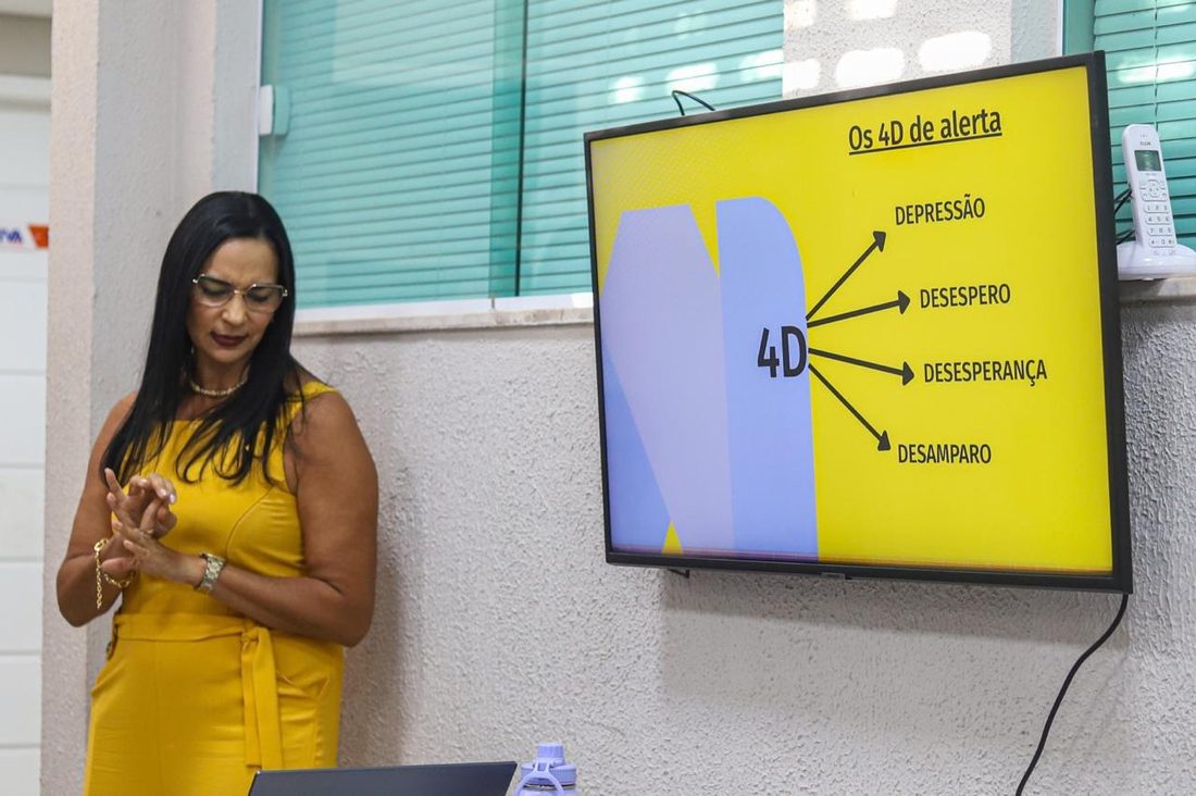 Palestra sobre os sinais de alerta em saúde mental