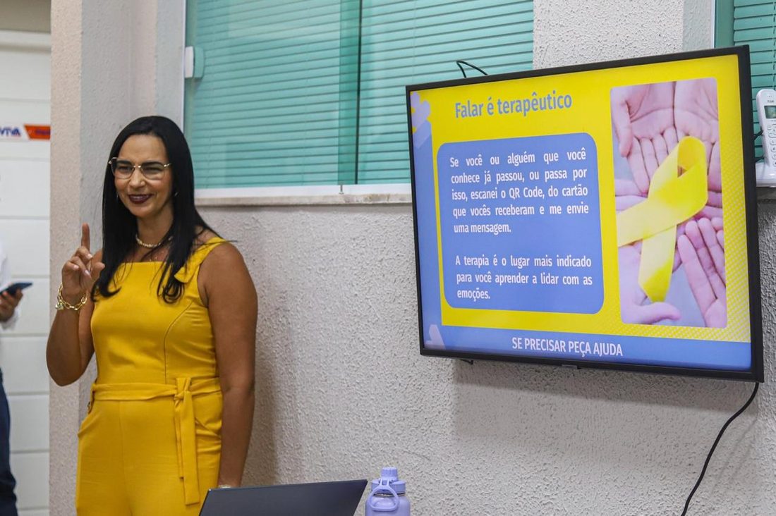 Palestra em escola com apresentação na TV